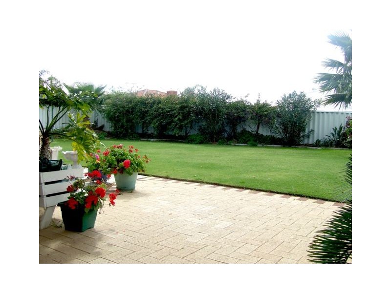 77 Balladong Loop, Carramar WA 6031
