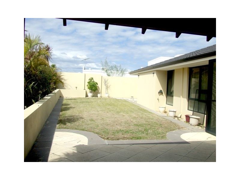 43 Long Beach Promenade, Mindarie WA 6030