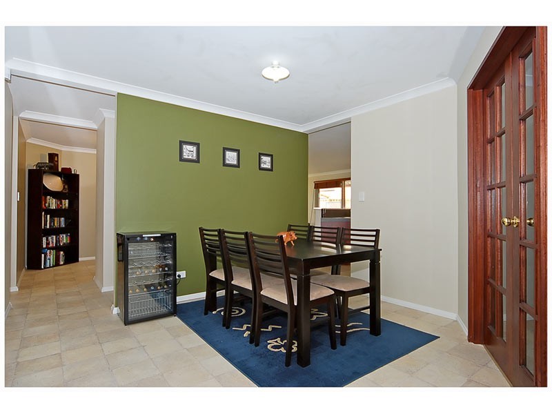 42 Alpina Promenade, Banksia Grove WA 6031