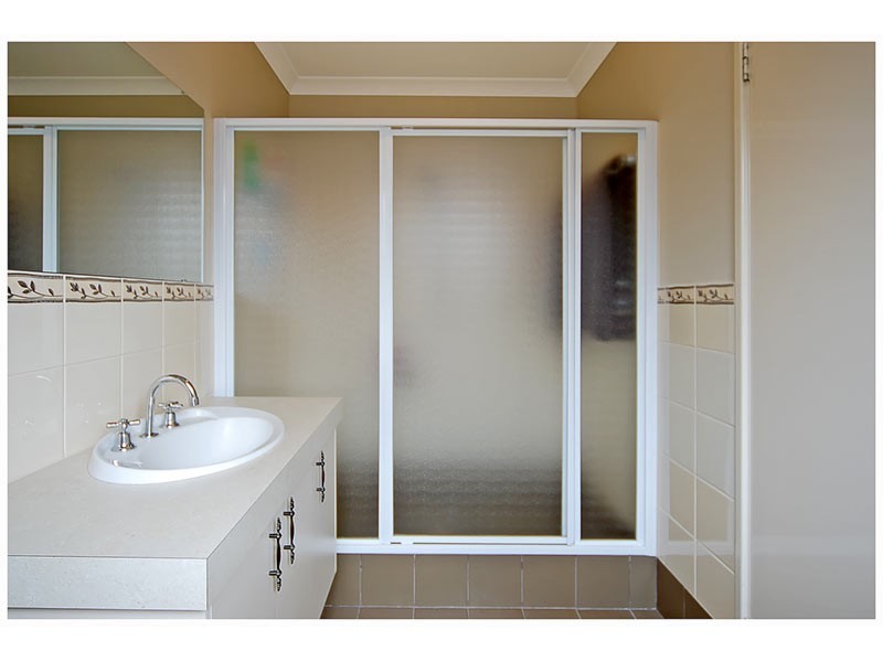 42 Alpina Promenade, Banksia Grove WA 6031