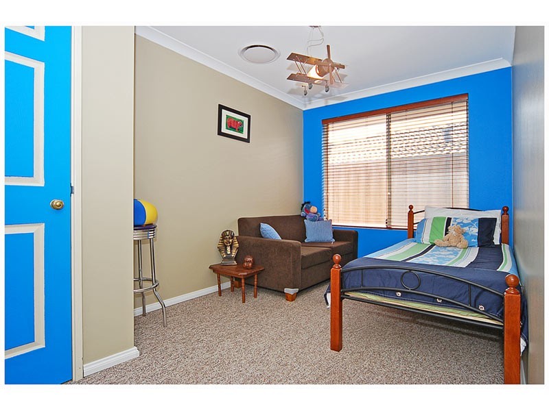 42 Alpina Promenade, Banksia Grove WA 6031