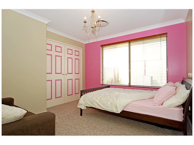 42 Alpina Promenade, Banksia Grove WA 6031