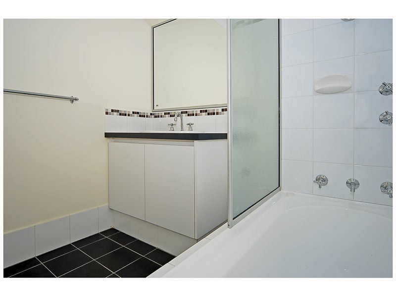 24 Edenbrooke Terrace, Clarkson WA 6030