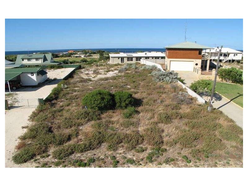 28 Edwards Street, Seabird WA 6042