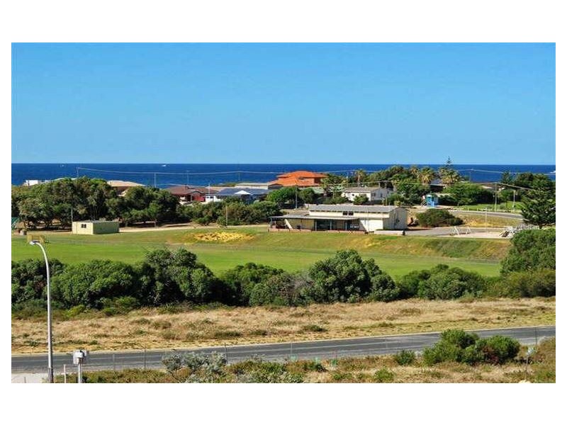 28 Edwards Street, Seabird WA 6042