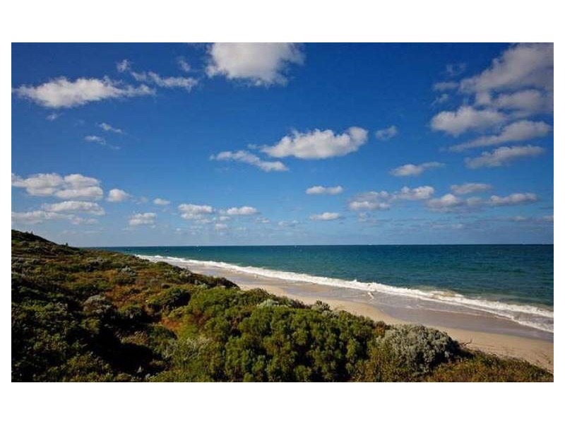 28 Edwards Street, Seabird WA 6042