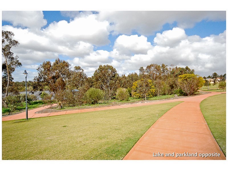 12 Da Vinci Drive, Tapping WA 6065