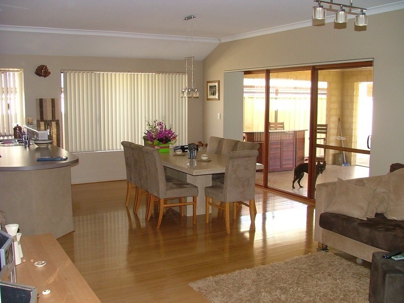 12 Da Vinci Drive, Tapping WA 6065