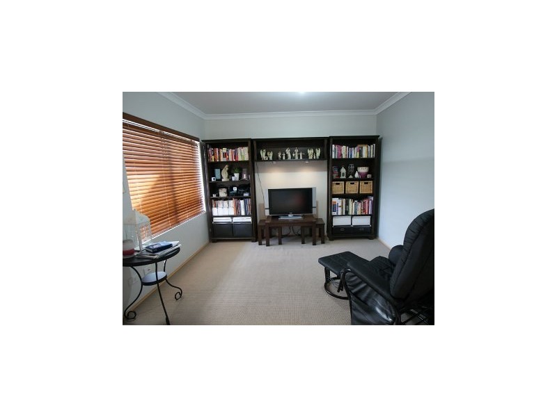 8 Kinta Way, Tapping WA 6065