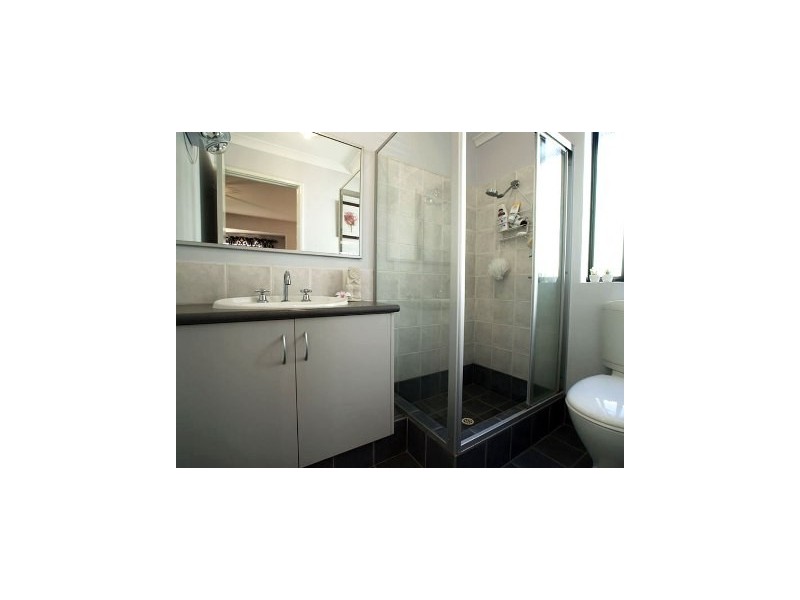 8 Kinta Way, Tapping WA 6065