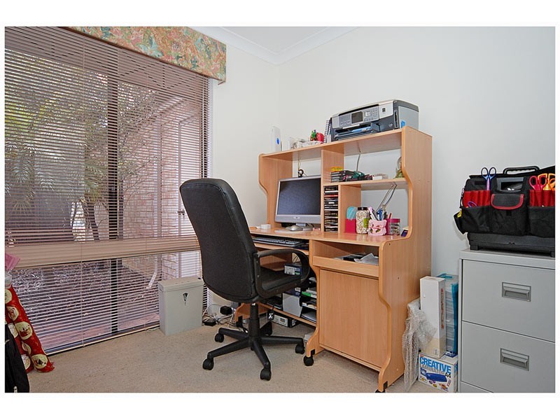 11 Ollera Meander, Carramar WA 6031