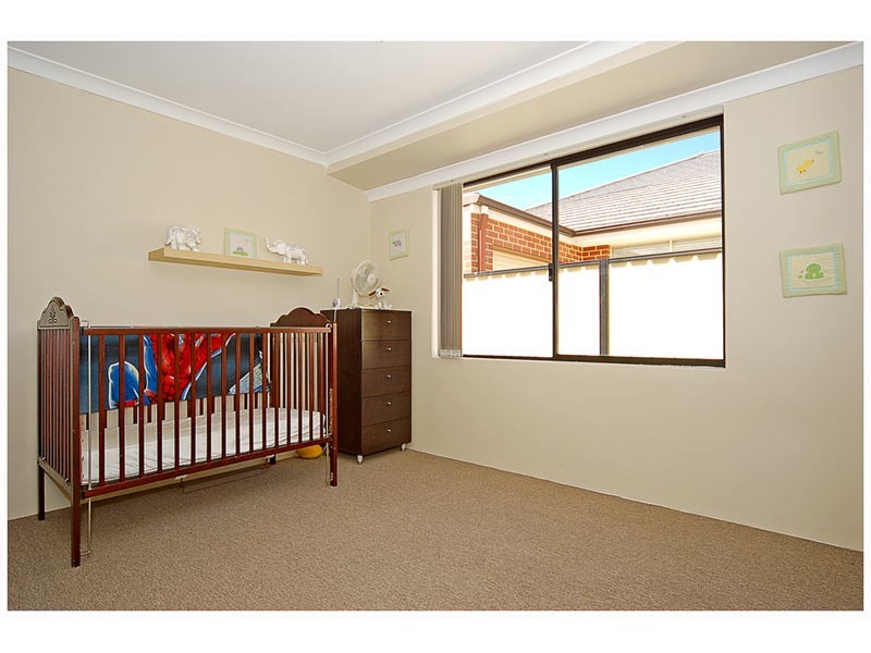 17 Colwyn Loop, Tapping WA 6065