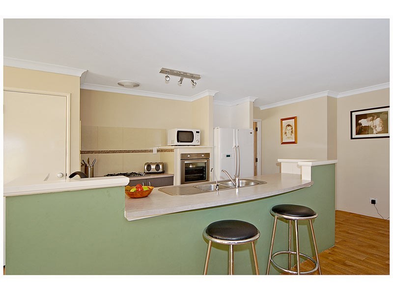 17 Colwyn Loop, Tapping WA 6065