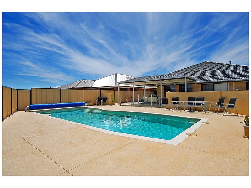 74 Clarkson Avenue, Tapping WA 6065