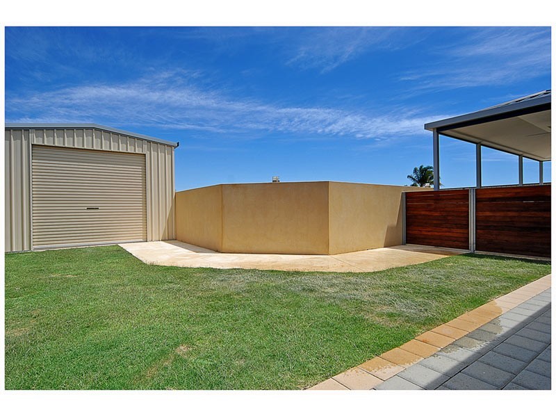 74 Clarkson Avenue, Tapping WA 6065