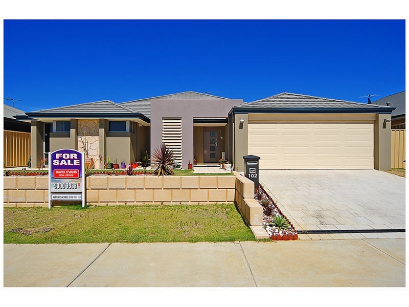 102 Da Vinci Drive, Tapping WA 6065