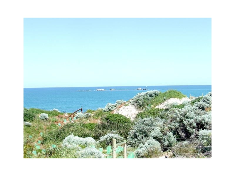 5 Fourmile Avenue, Burns Beach WA 6028