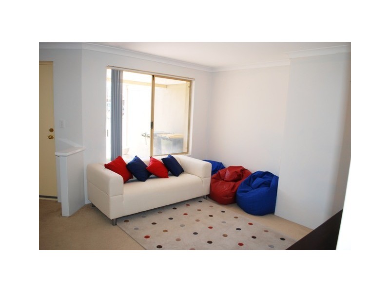 7 Ferry Way, Quinns Rocks WA 6030