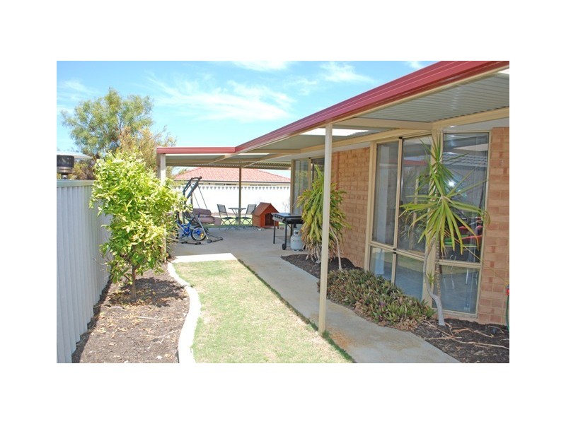 7 Ferry Way, Quinns Rocks WA 6030