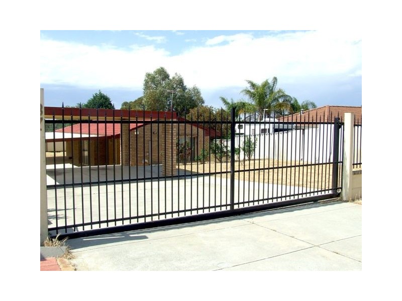 37 Apple Blossom Drive, Mirrabooka WA 6061