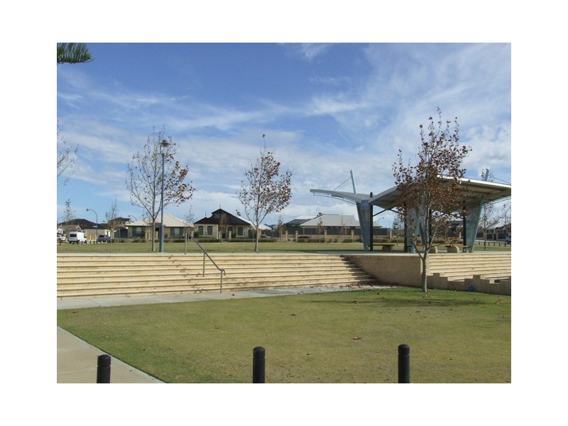 Lot 1007, 10 Hampshire Drive, Jindalee WA 6036