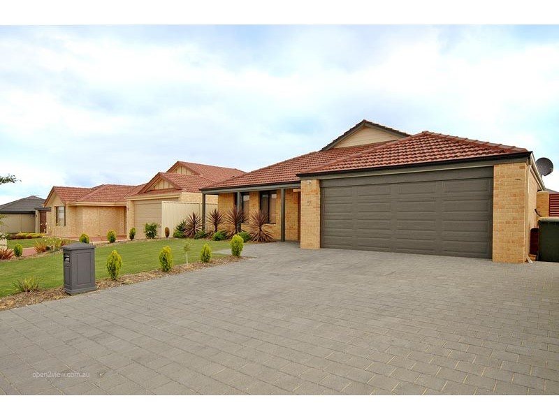 7 Coolidge Gardens, Tapping WA 6065