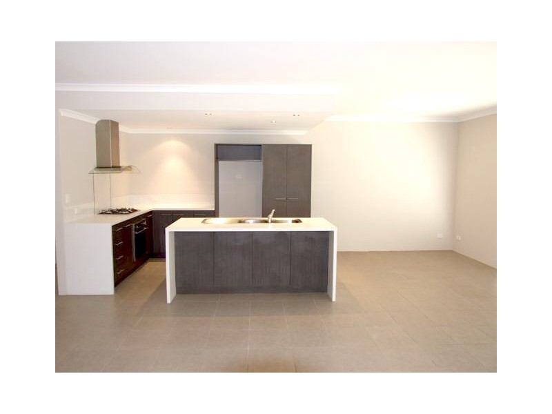 17 Yaroomba Place, Clarkson WA 6030