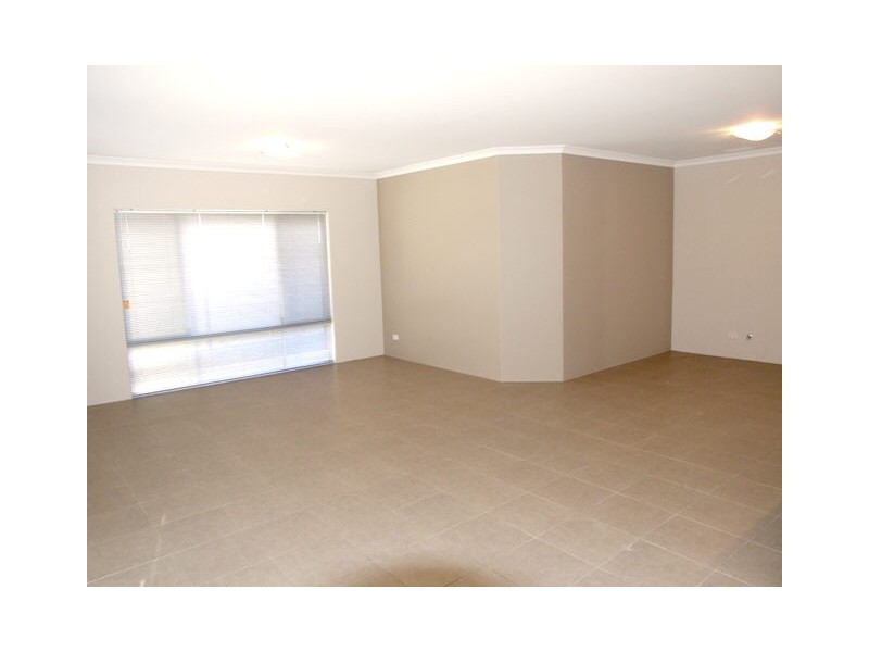 17 Yaroomba Place, Clarkson WA 6030