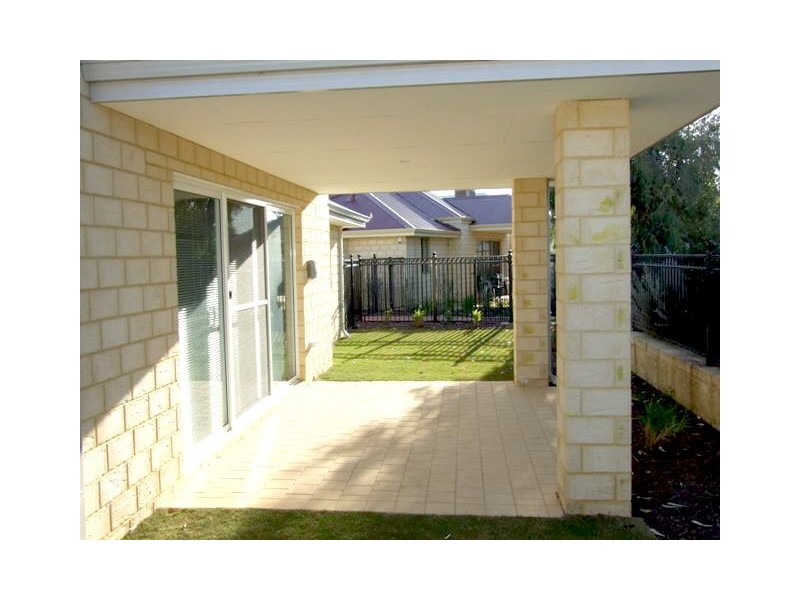 17 Yaroomba Place, Clarkson WA 6030
