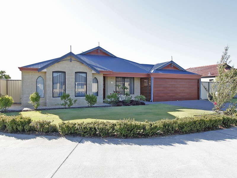 73 Tandara Fairway, Tapping WA 6065