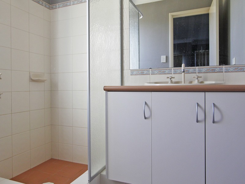 73 Tandara Fairway, Tapping WA 6065