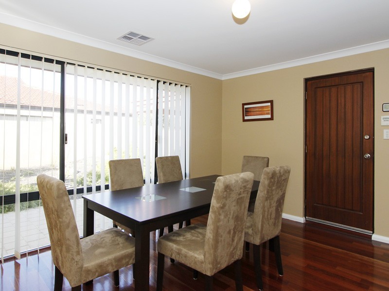 73 Tandara Fairway, Tapping WA 6065