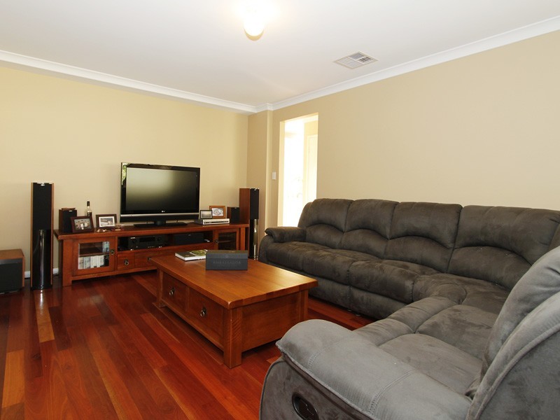 73 Tandara Fairway, Tapping WA 6065