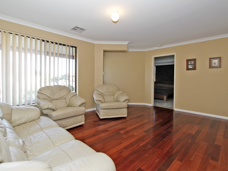 73 Tandara Fairway, Tapping WA 6065