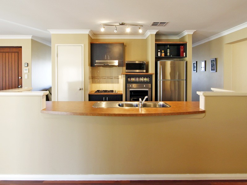 73 Tandara Fairway, Tapping WA 6065