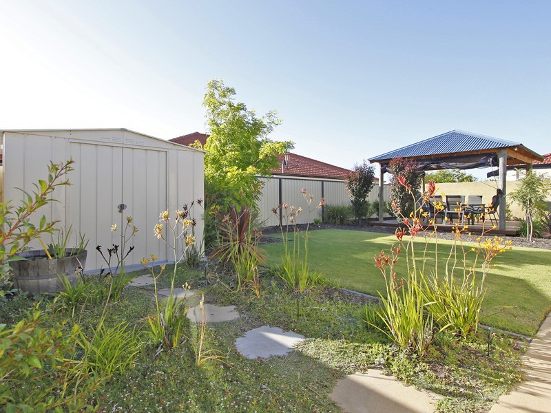 73 Tandara Fairway, Tapping WA 6065