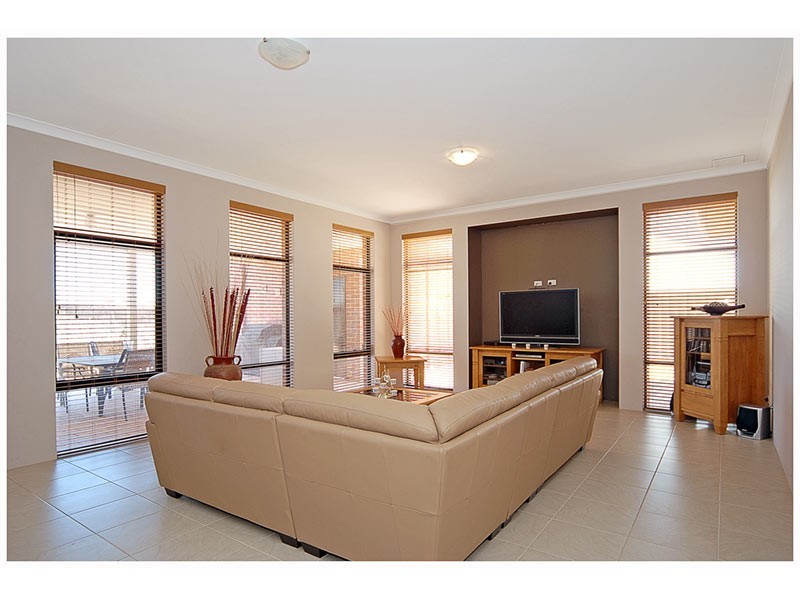 19 Marchwood Boulevard, Butler WA 6036