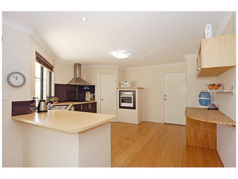 49 Innesvale Way, Carramar WA 6031