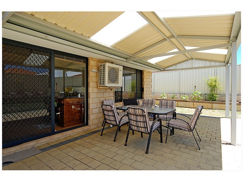 49 Innesvale Way, Carramar WA 6031