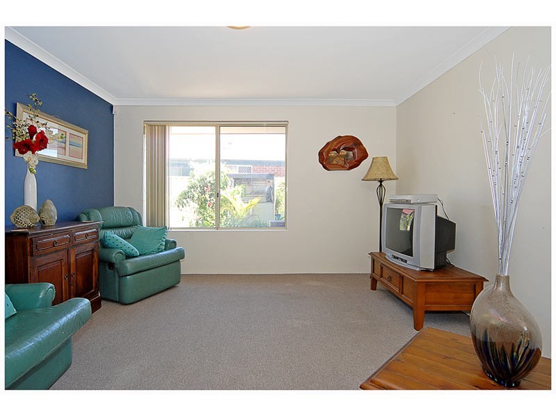 8 Grecian Lane, Currambine WA 6028