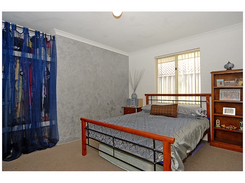 8 Grecian Lane, Currambine WA 6028
