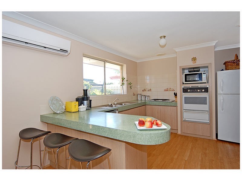 8 Grecian Lane, Currambine WA 6028