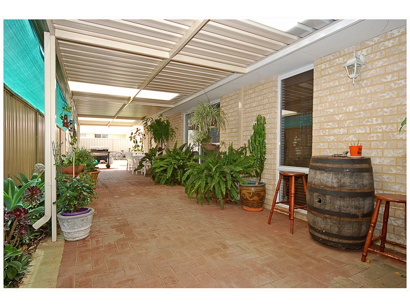 2 Vinciullo Way, Sinagra WA 6065