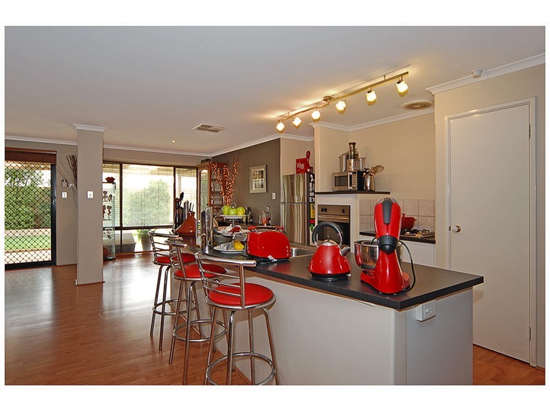 23 Sandilands Circuit, Tapping WA 6065