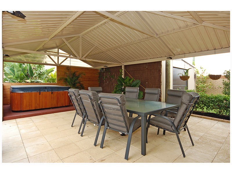 23 Sandilands Circuit, Tapping WA 6065