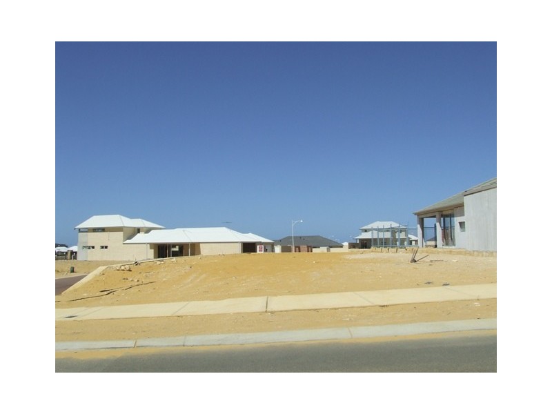35 Mattingleys Approach, Burns Beach WA 6028