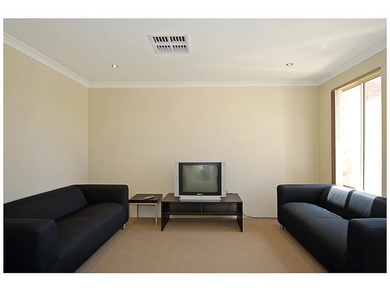 4 Capitol Turn, Clarkson WA 6030