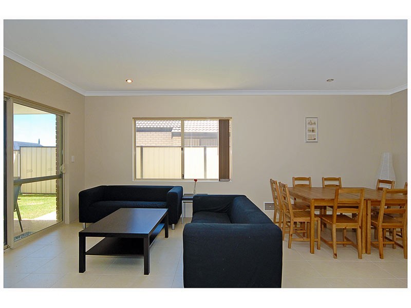 4 Capitol Turn, Clarkson WA 6030