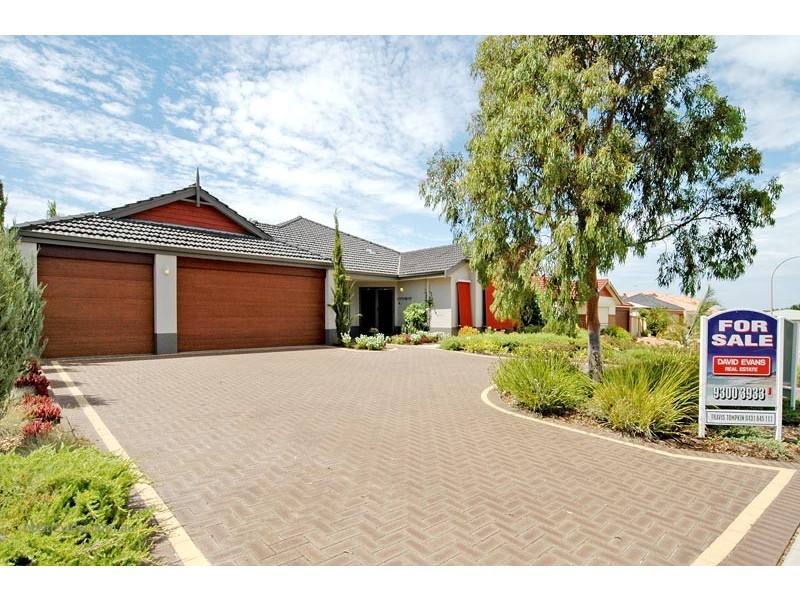 94 Golf Links Drive, Carramar WA 6031