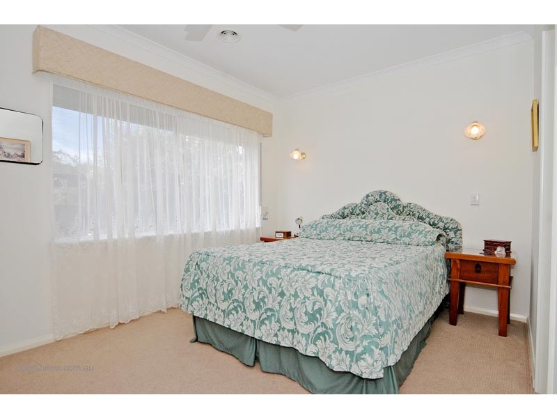 94 Golf Links Drive, Carramar WA 6031